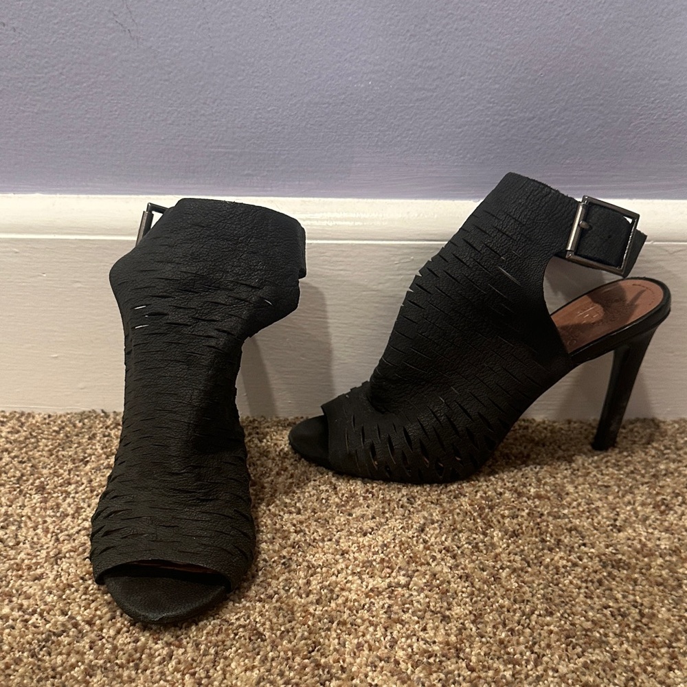 Vince Camuto Black Peep-Toe Heels